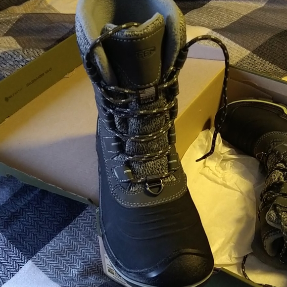Keen Shoes Keen Womens Boots Poshmark